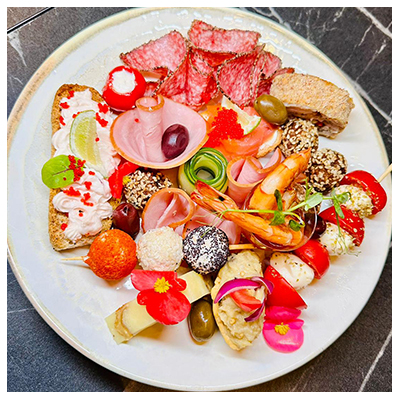 Restaurant Bacau | Restaurant Casa Boiereasca | Restaurant in Bacau | Restaurante in Bacau | Restaurant Italian Bacau | Pizza Bacau | Paste Bacau | Burgeri Bacau | Pizzerie Bacau, Centru istoric Bacau